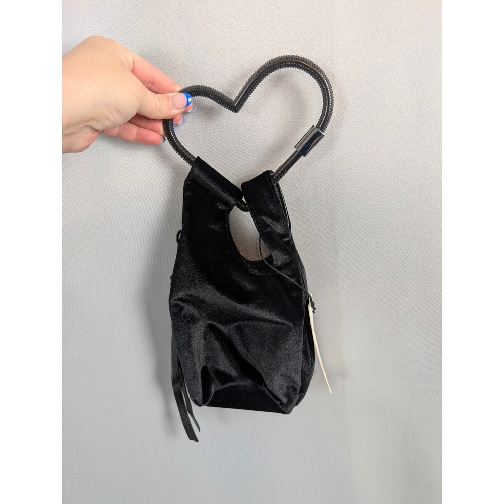 Aimee Kestenberg All My Heart Carabiner Pouch Women Small Black Velvet‎ NWT